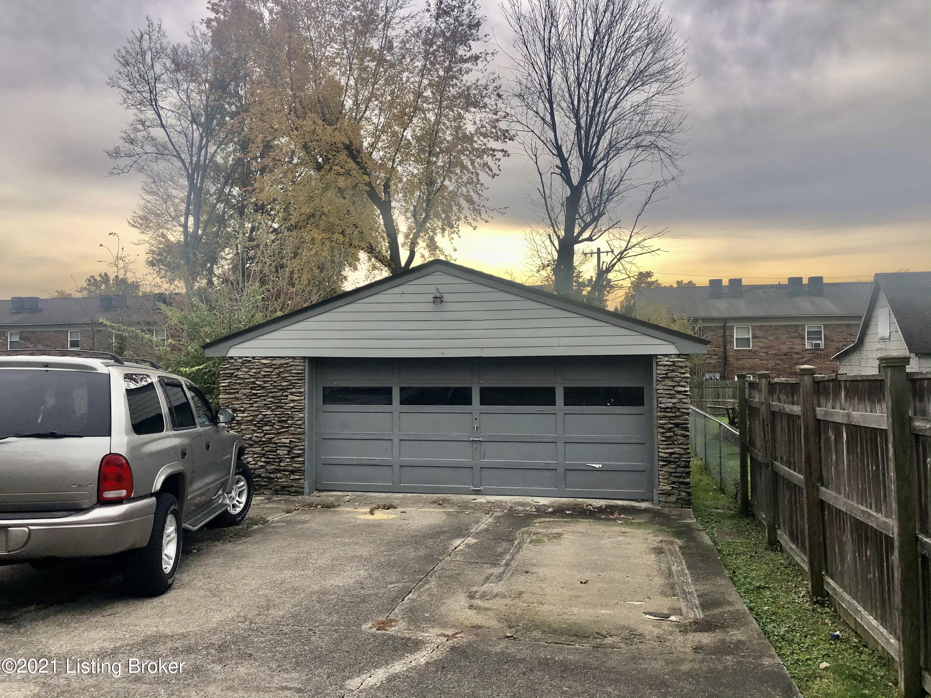 830 Palatka Road Louisville, KY 40214 - Photo 47 of 52 A30E693C-C450-4B98-92E1-9FAD49929C74