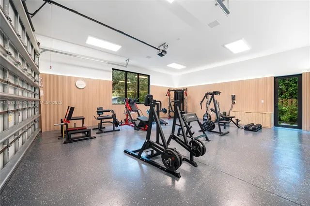 $6,350,000 | 12820 Southwest 80th Avenue, Pinecrest, FL 33156