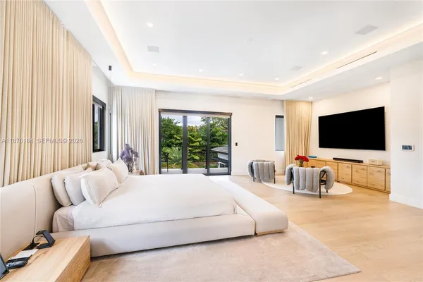 $6,350,000 | 12820 Southwest 80th Avenue, Pinecrest, FL 33156