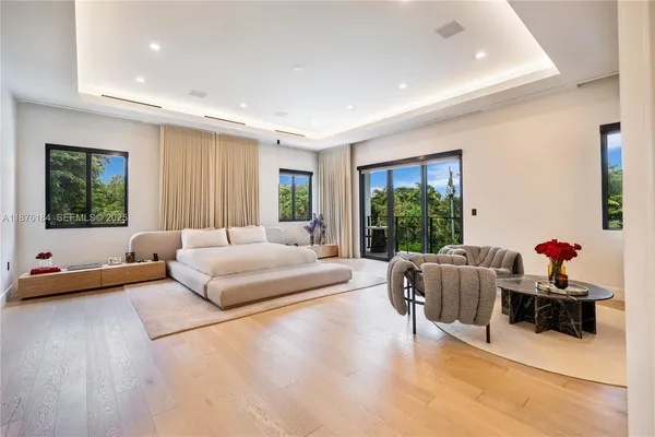 $6,350,000 | 12820 Southwest 80th Avenue, Pinecrest, FL 33156
