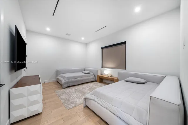 $6,350,000 | 12820 Southwest 80th Avenue, Pinecrest, FL 33156