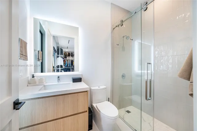 $6,350,000 | 12820 Southwest 80th Avenue, Pinecrest, FL 33156