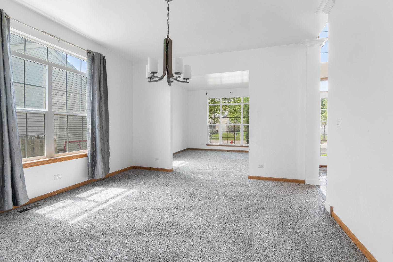 10924 Wheatlands Way Huntley, IL 60142 - Photo 7 of 17