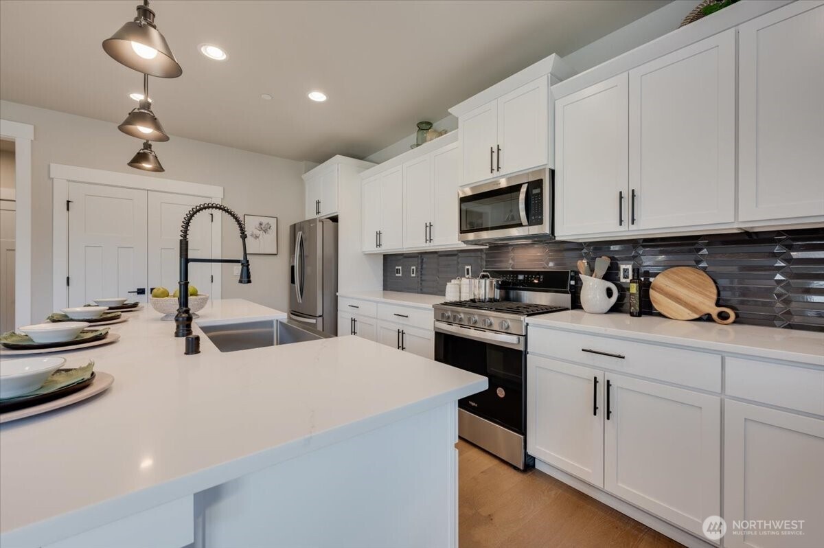 18186 136th Place Southeast Renton, WA 98058 - Photo 13 of 30 Gallery Image 13