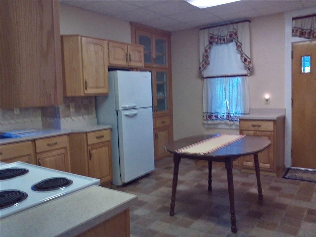 802 Kingview Road Scottdale, PA 15683 - Photo 3 of 25 Gallery Image 3