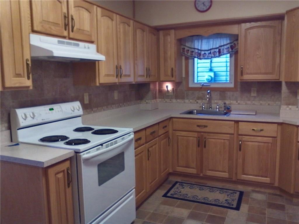 802 Kingview Road Scottdale, PA 15683 - Photo 6 of 25 Gallery Image 6