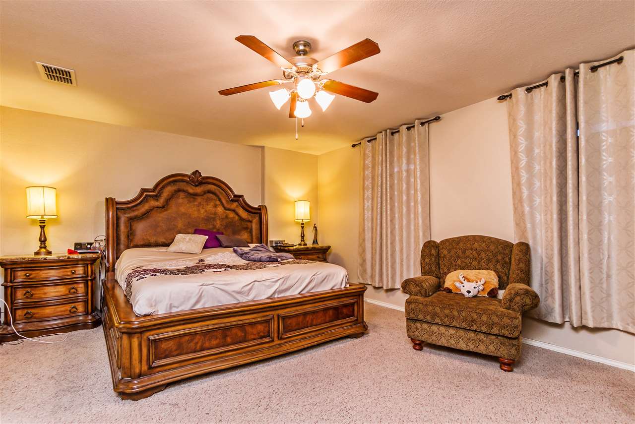 315 Kahlo Loop Laredo, TX 78045 - Photo 8 of 15 Gallery Image 8