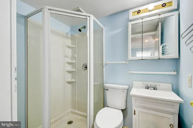 $3,200 | 4472 Ruggles Court, Annandale, VA 22003