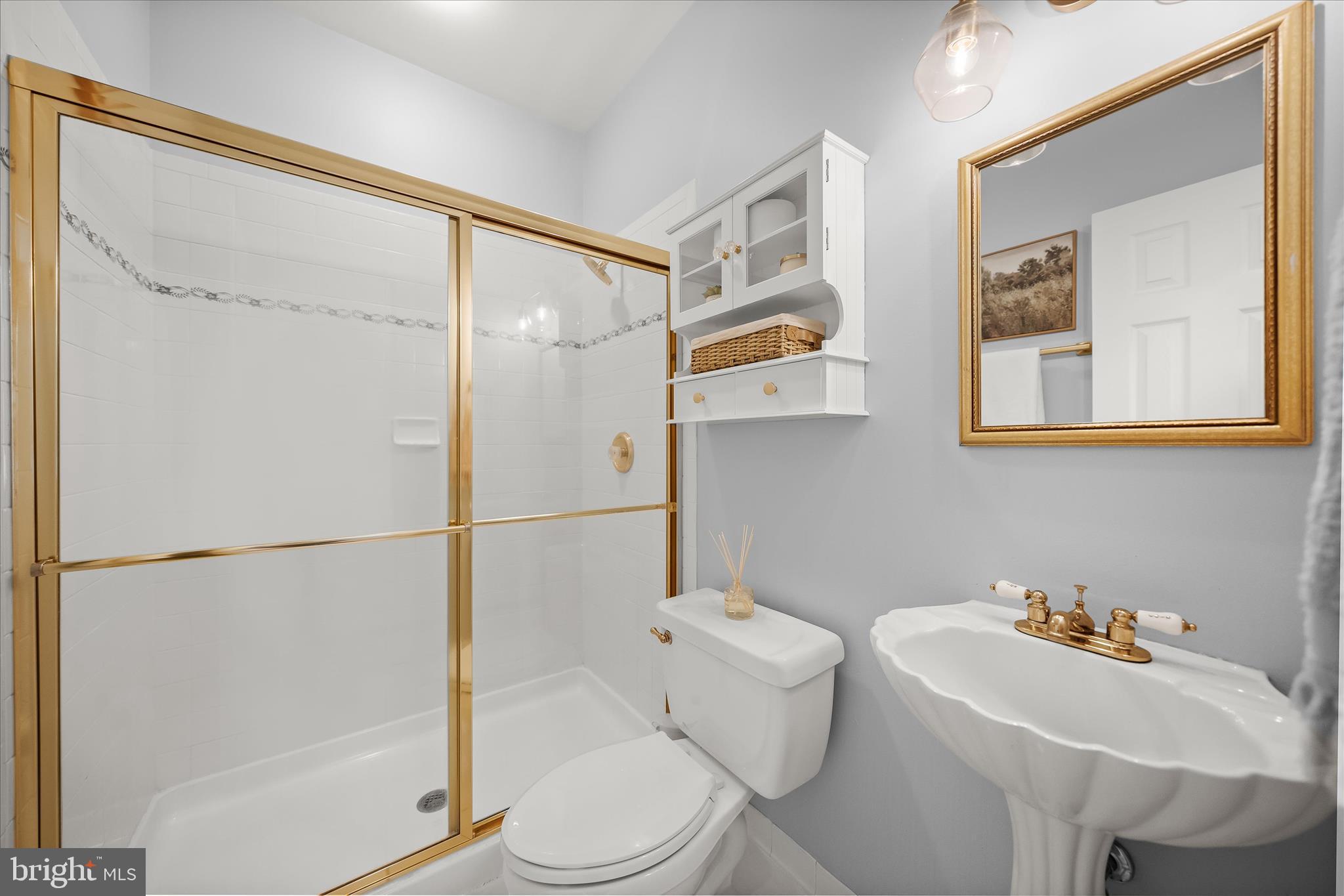 37009 Philomont Road Purcellville, VA 20132 - Photo 25 of 69 Philomont 029