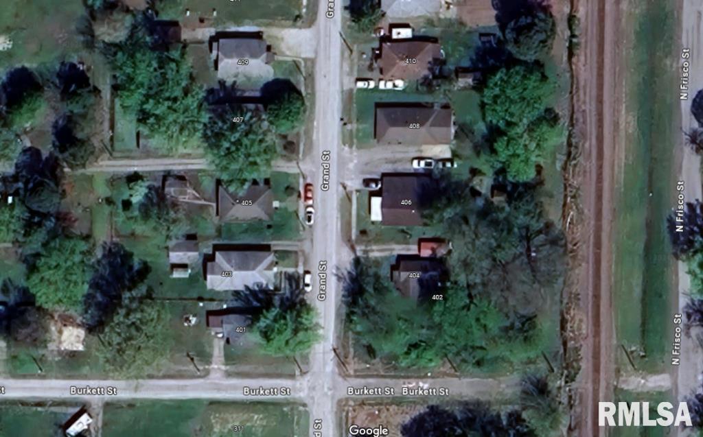 402 Grand Street Benton, IL 62812 - Photo 2 of 4