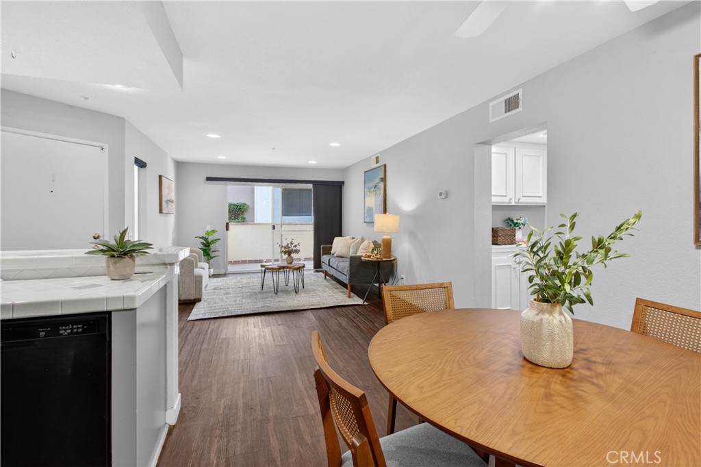 123 South Cross Creek Road, Unit A Orange, CA 92869 - Photo 13 of 28