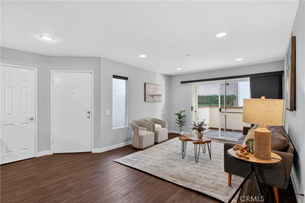 123 South Cross Creek Road, Unit A Orange, CA 92869 - Photo 8 of 28