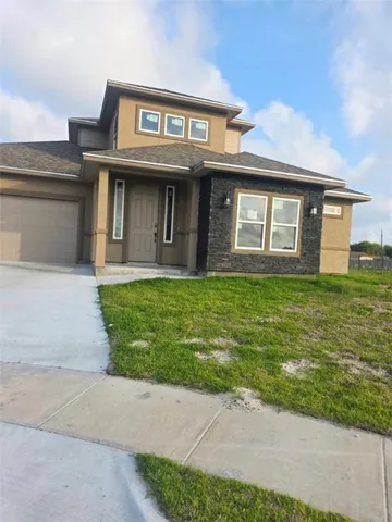 $2,900 | 710 Mereet Drive, Corpus Christi, TX 78418