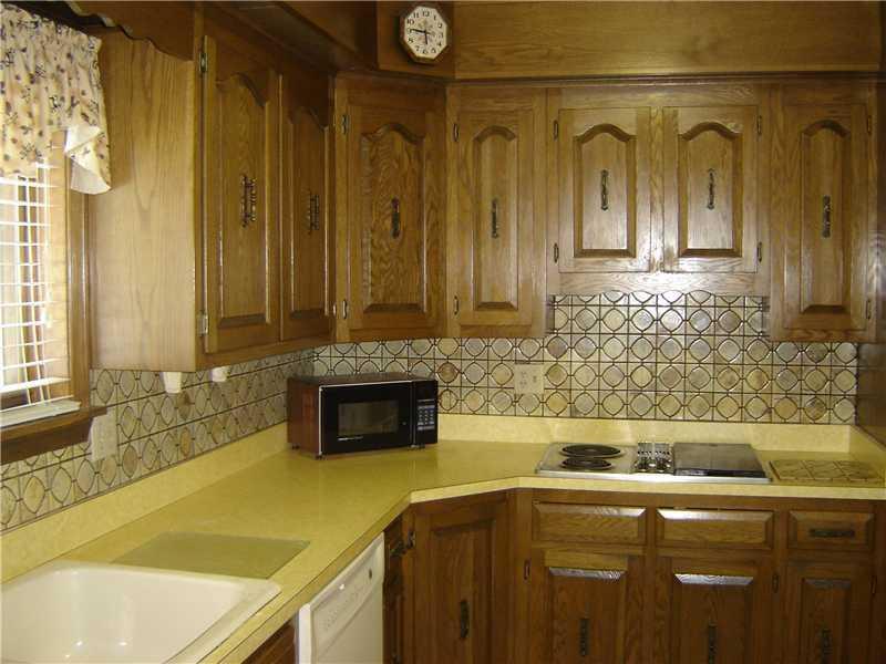 8 High Street Fort Kent, ME 04743 - Photo 5 of 19 Kitchen.