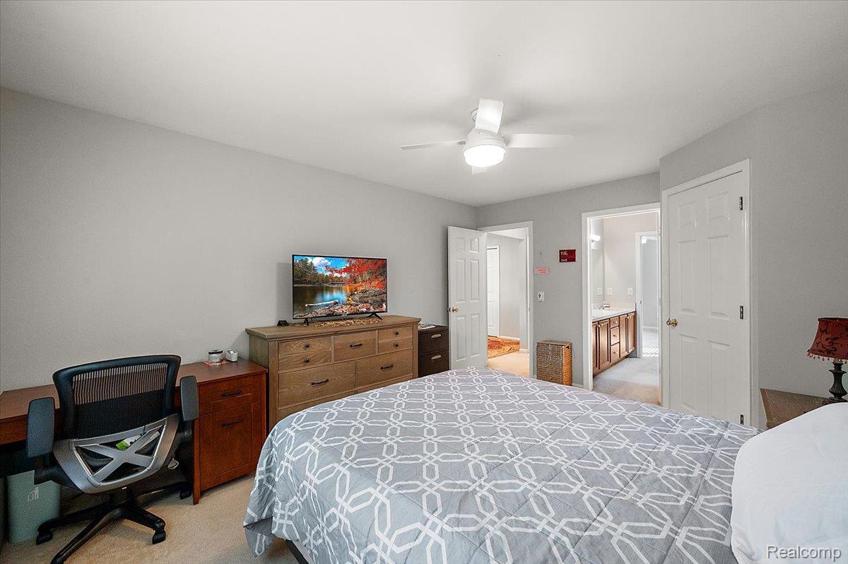 3359 Paddington Court Rochester, MI 48309 - Photo 47 of 63 62-3359 Paddington Ct-62.jpg