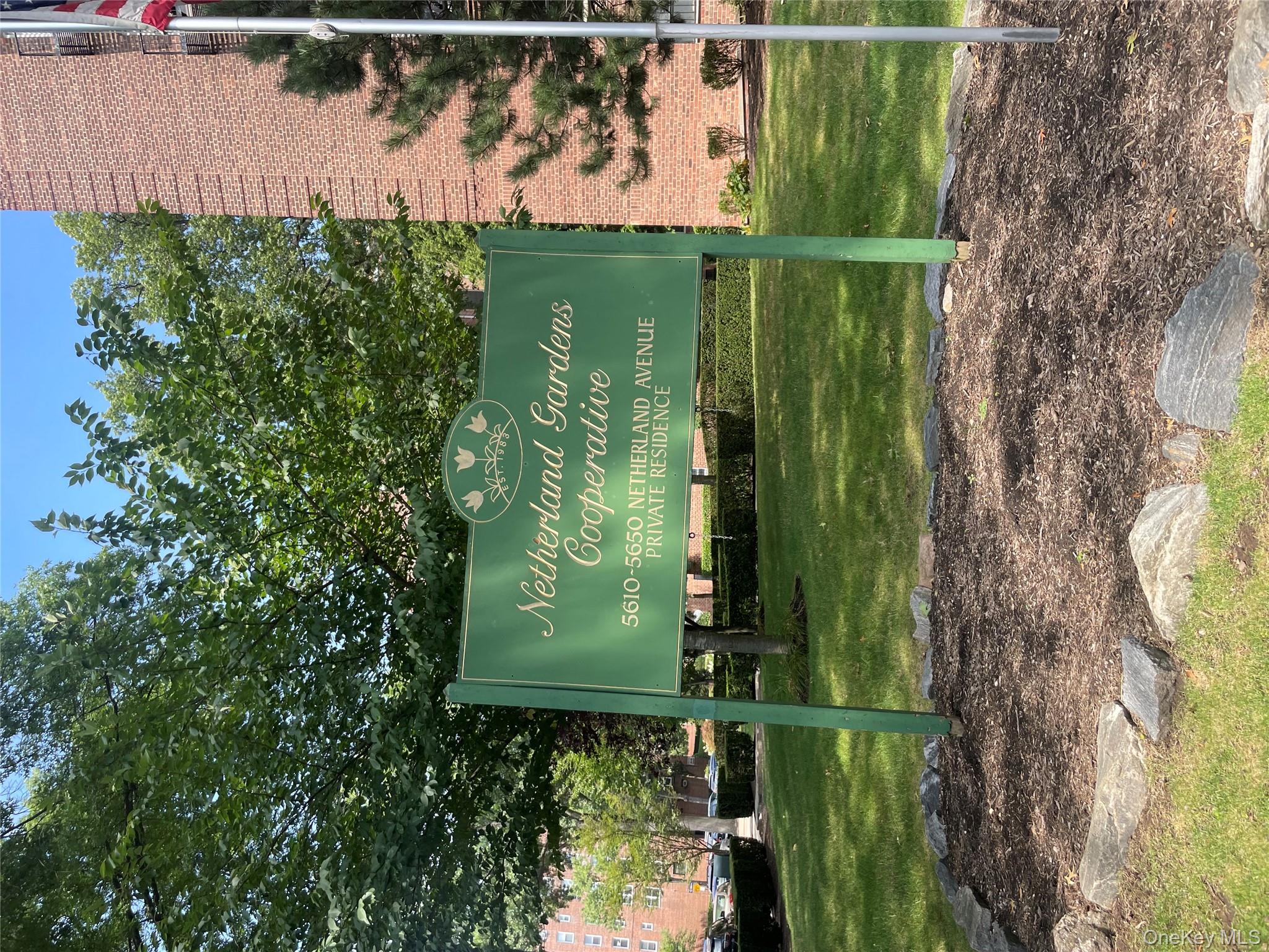 5614 Netherland Avenue, Unit 4A Bronx, NY 10471 - Photo 1 of 19 a view of a park