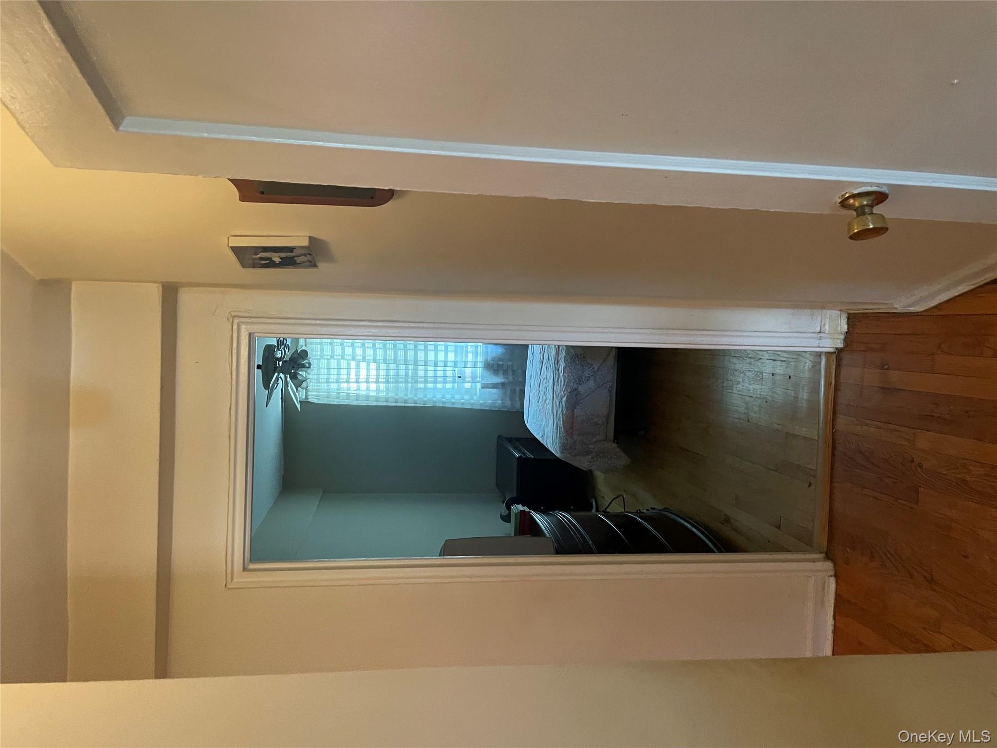 5614 Netherland Avenue, Unit 4A Bronx, NY 10471 - Photo 11 of 19 a en suite bathroom with a toilet