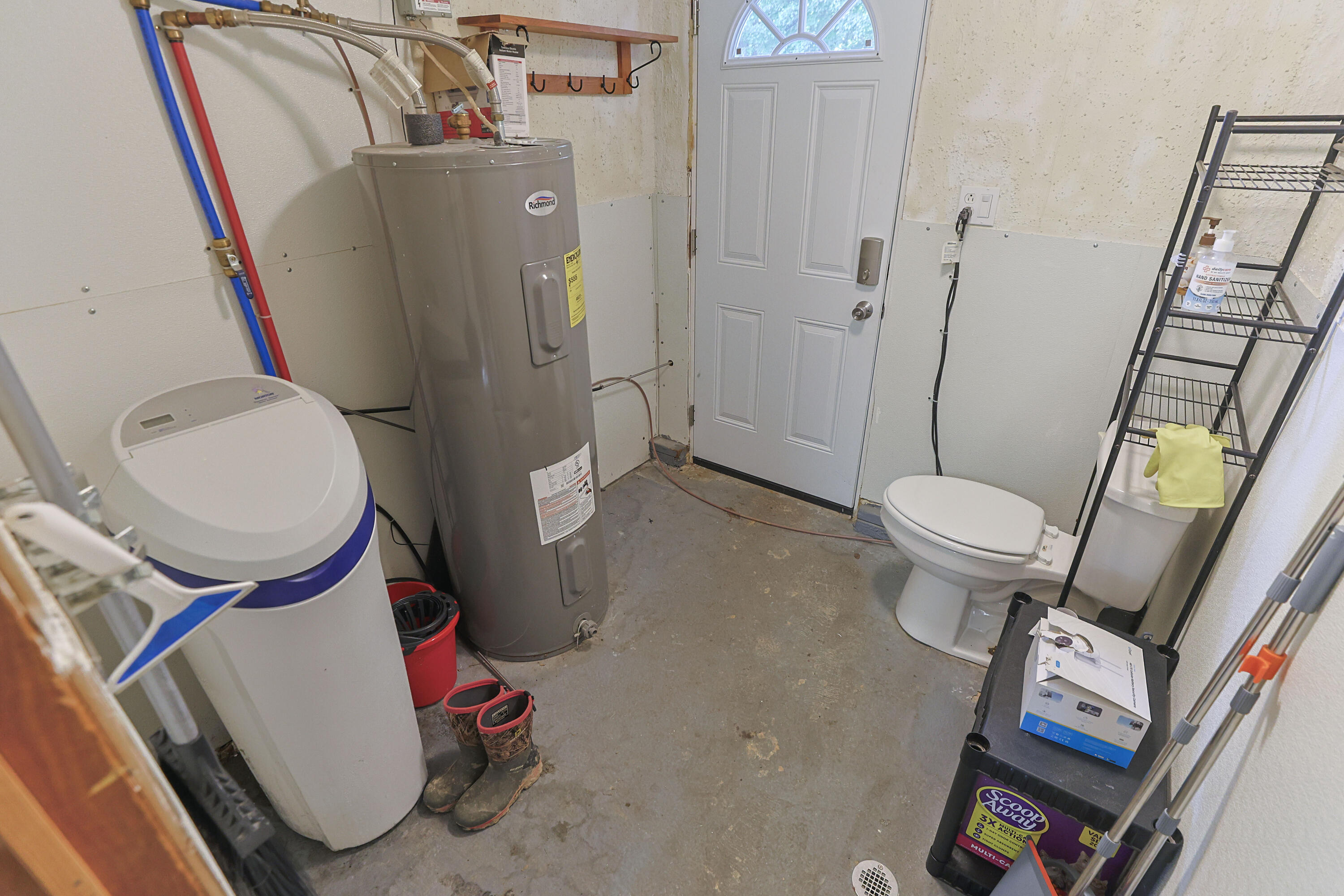 14910 Boyle Lake Road Galien, MI 49113 - Photo 20 of 34 Utility Room