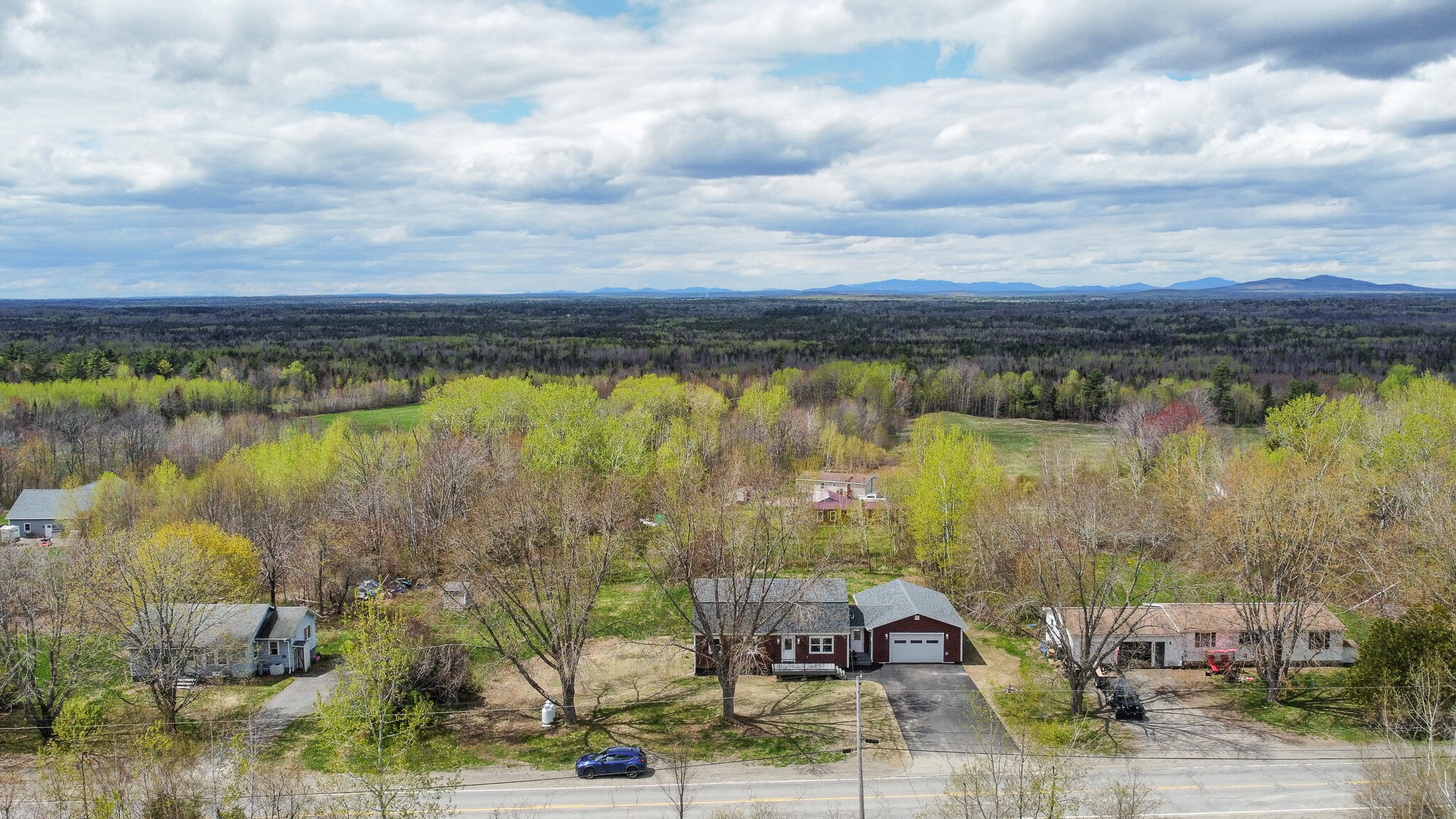 489 Enfield Road Lincoln, ME 04457 - Photo 6 of 37 5