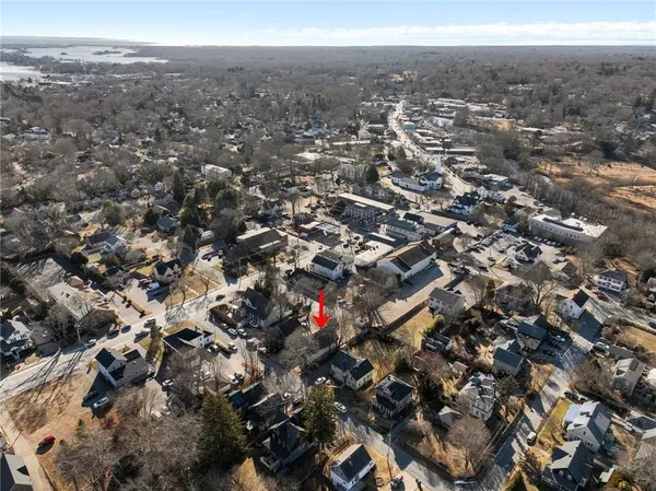 $599,000 | 20 Cleveland Street, South Kingstown, RI 02879