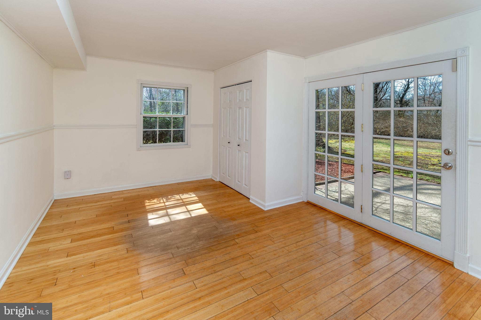 6 Jeffrey Lane Princeton Junction, NJ 08550 - Photo 41 of 66 a view of empty room with wooden floor and fan