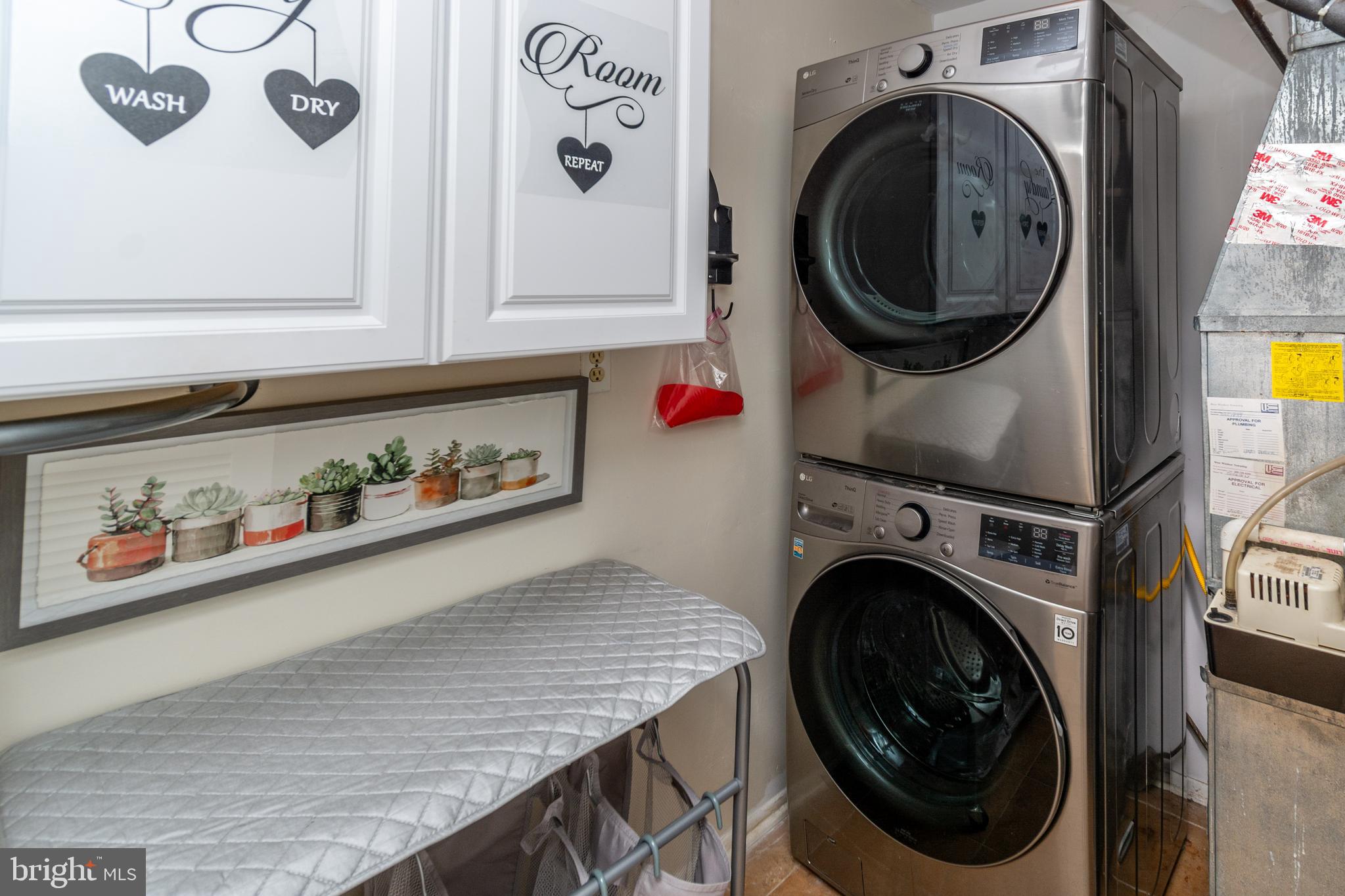 6 Jeffrey Lane Princeton Junction, NJ 08550 - Photo 43 of 66 a utility room with dryer and washer