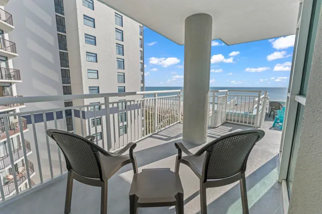 $574,900 | 5300 North Ocean Boulevard, Unit 701, Myrtle Beach, SC 29577
