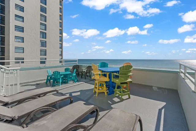 $574,900 | 5300 North Ocean Boulevard, Unit 701, Myrtle Beach, SC 29577