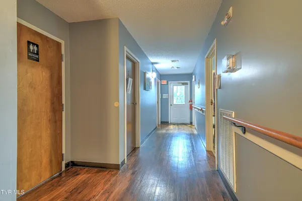 $310,000 | 1800 Mountain View Avenue, Kingsport, TN 37664