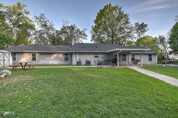$310,000 | 1800 Mountain View Avenue, Kingsport, TN 37664