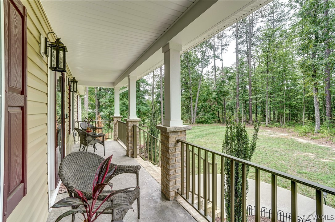 13591 Courthouse Road Dinwiddie, VA 23841 - Photo 5 of 46