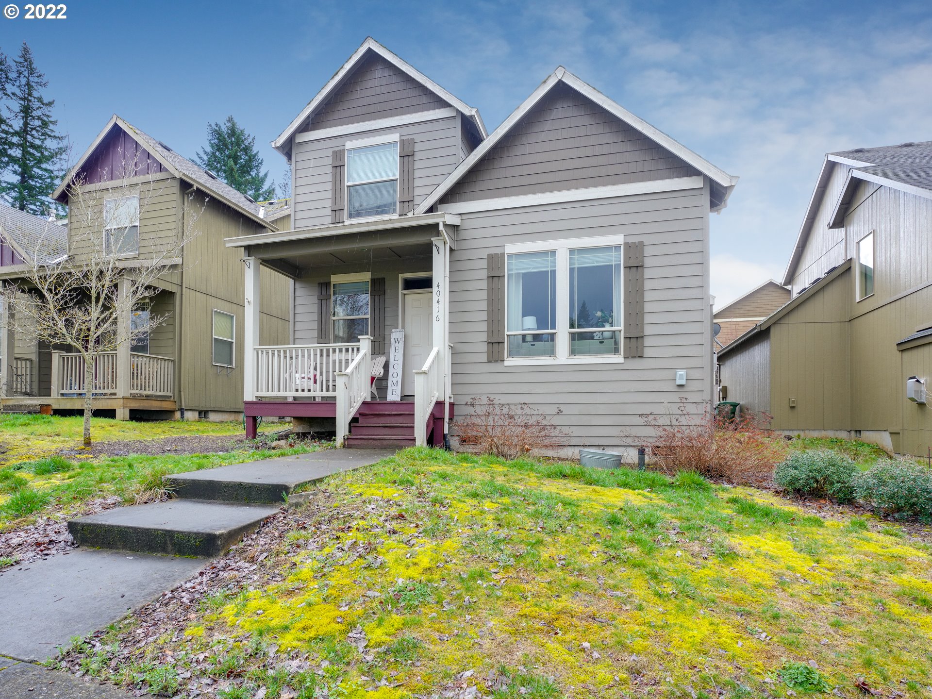 40416 Dubarko Road Sandy, OR 97055 - Photo 3 of 29 a front view of a house with a yard and porch