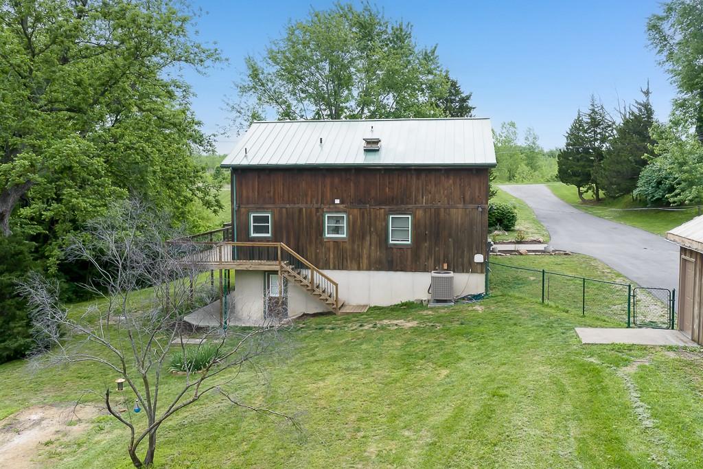2906 Hutton Road Kansas City, KS 66109 - Photo 32 of 35