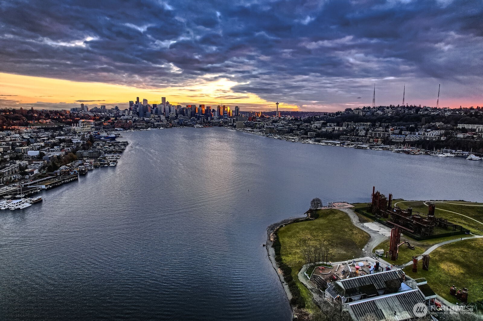 2309 North Northlake Way, Unit 5 Seattle, WA 98103 - Photo 13 of 39 a view of a lake