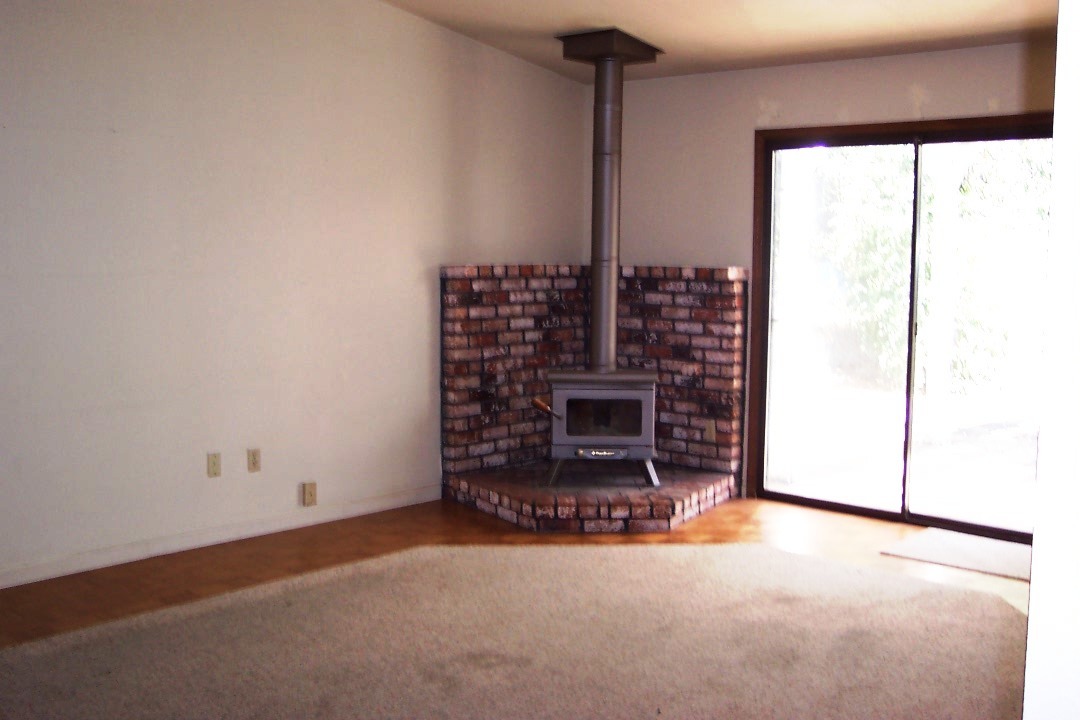 2013 South Ridge Drive Redding, CA 96003 - Photo 7 of 11 Wood Stove