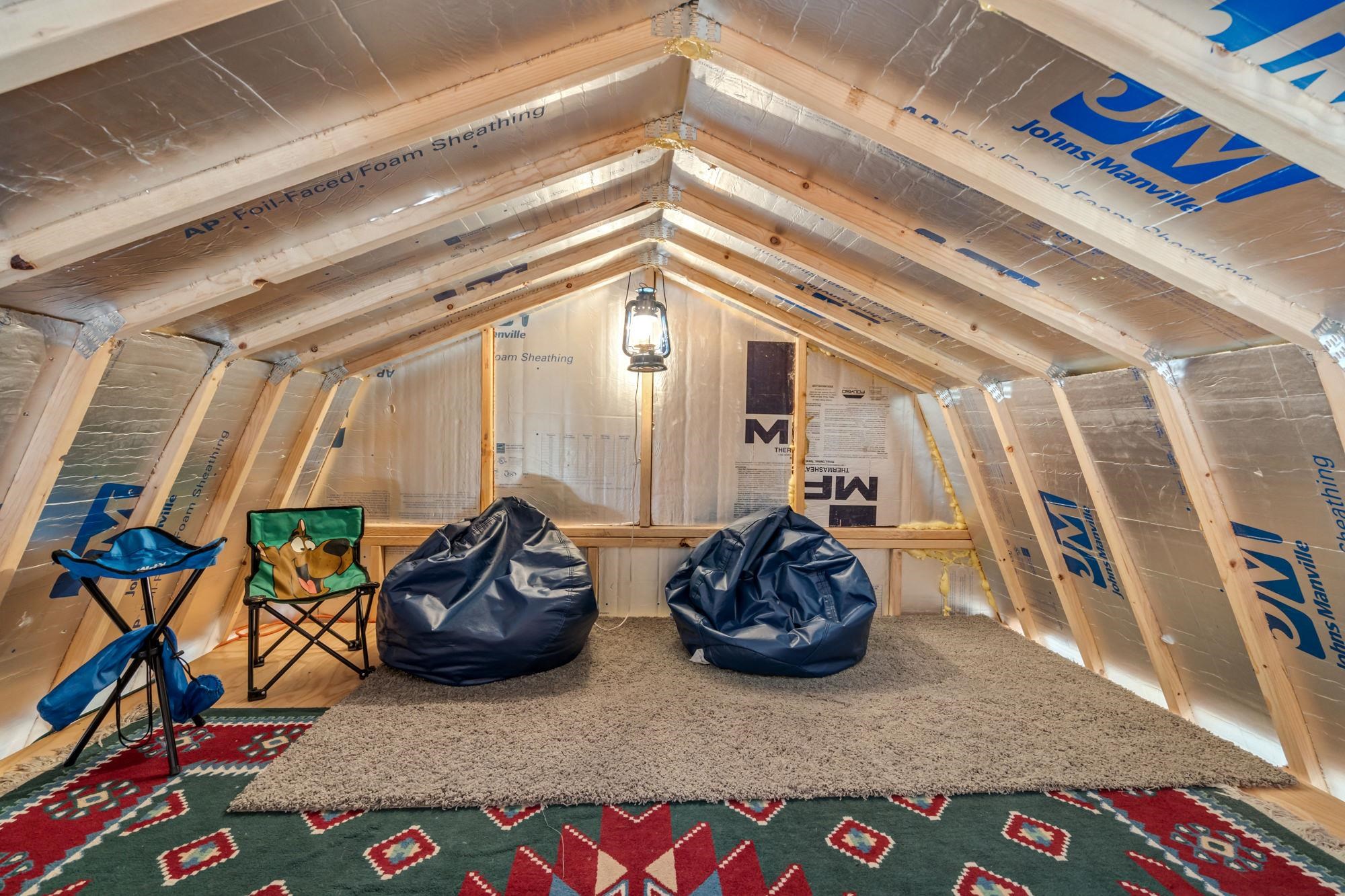 25482 Rebekah Road Long Barn, CA 95335 - Photo 20 of 42 a living room with furniture and a rug