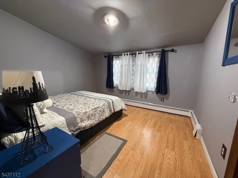 436 Knickerbocker Avenue Paterson, NJ 07503 - Photo 13 of 44