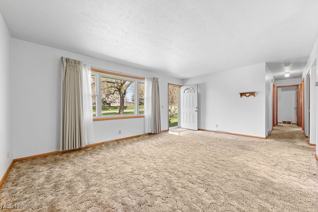 1780 Rosemont Road Southwest Alliance, OH 44601 - Photo 16 of 47 Gallery Image 16