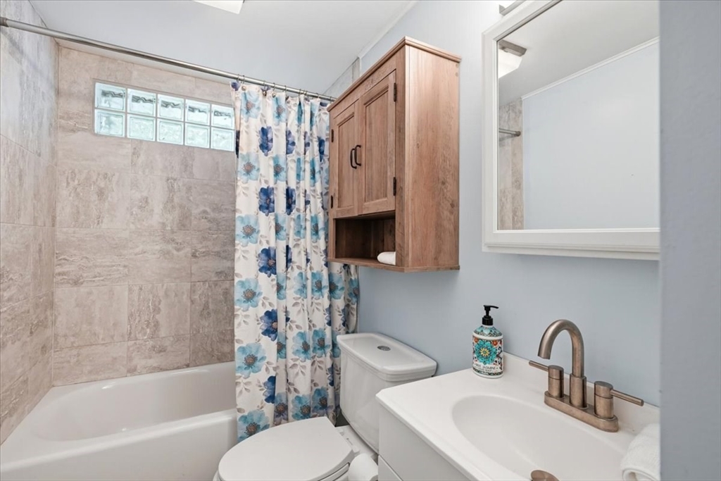 173 Bourne Road Plymouth, MA 02360 - Photo 20 of 34