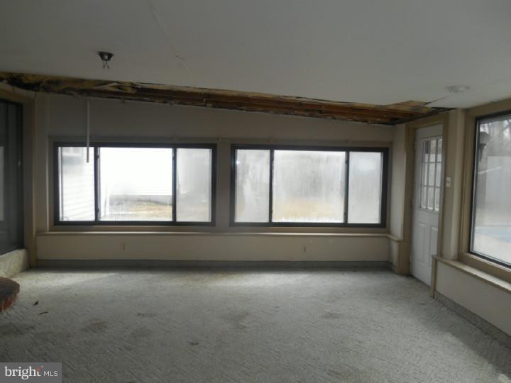 76 Kelly Driver Road Clementon, NJ 08021 - Photo 8 of 14