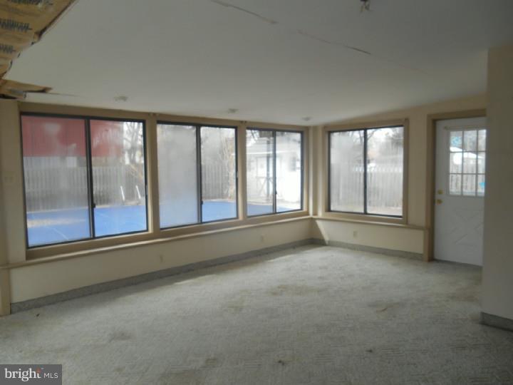 76 Kelly Driver Road Clementon, NJ 08021 - Photo 9 of 14
