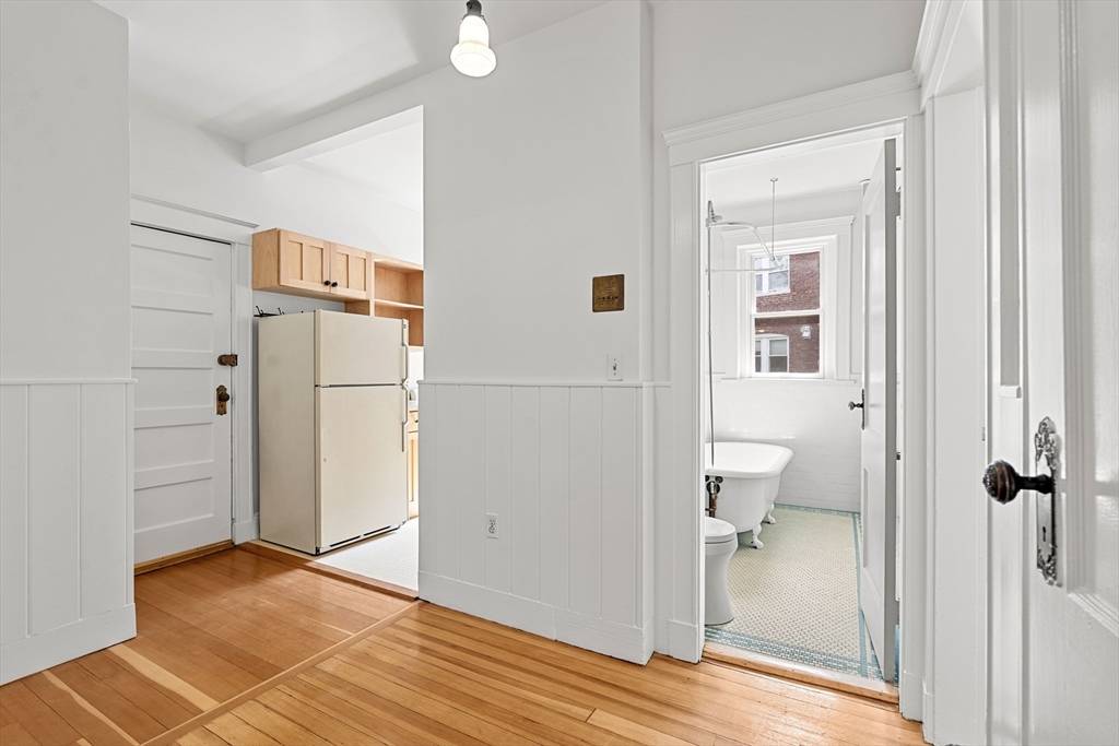 231 Rawson Road, Unit 4 Brookline, MA 02445 - Photo 16 of 21