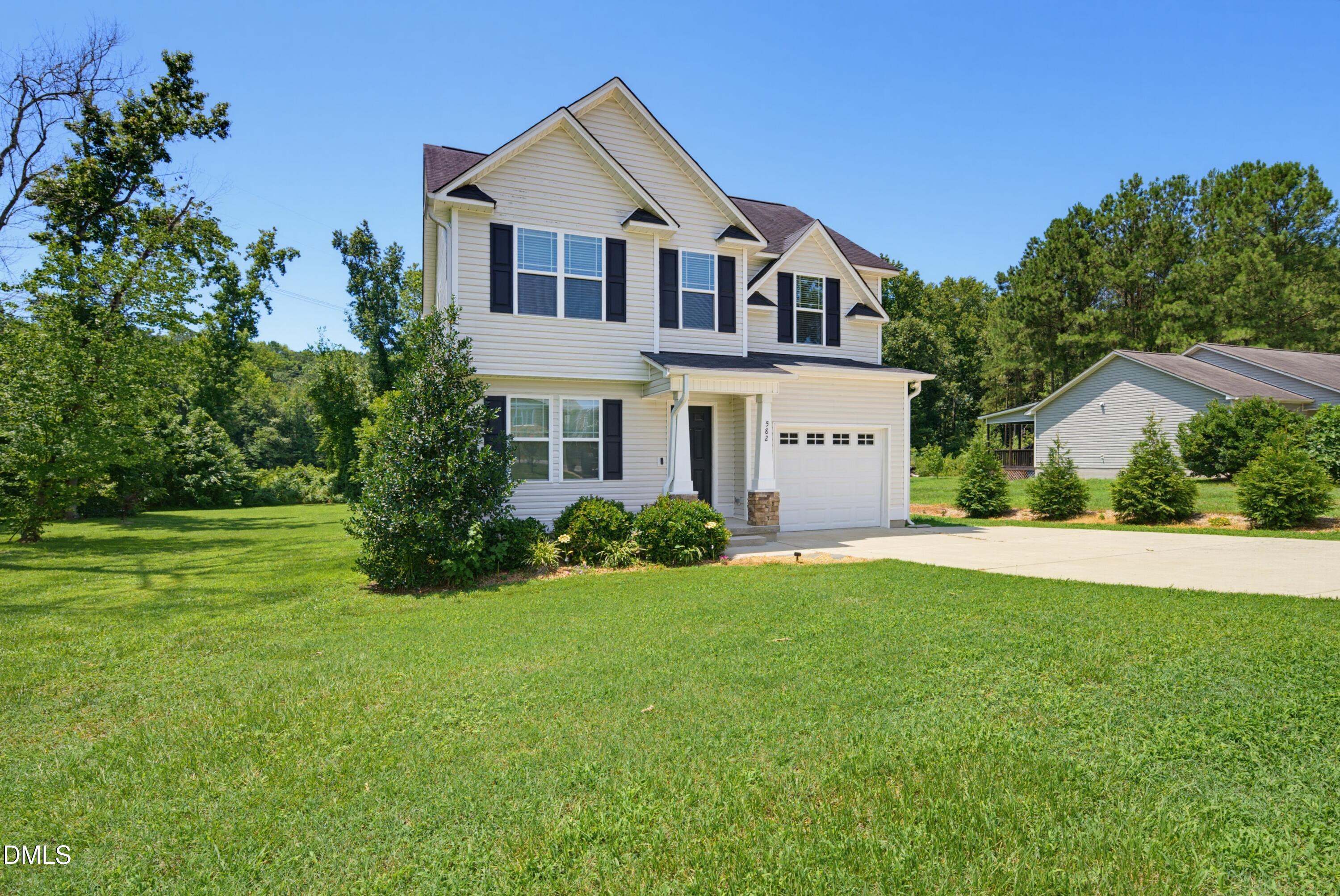 582 Roberts Road Willow Spring, NC 27592 - Photo 3 of 44 DSC06601