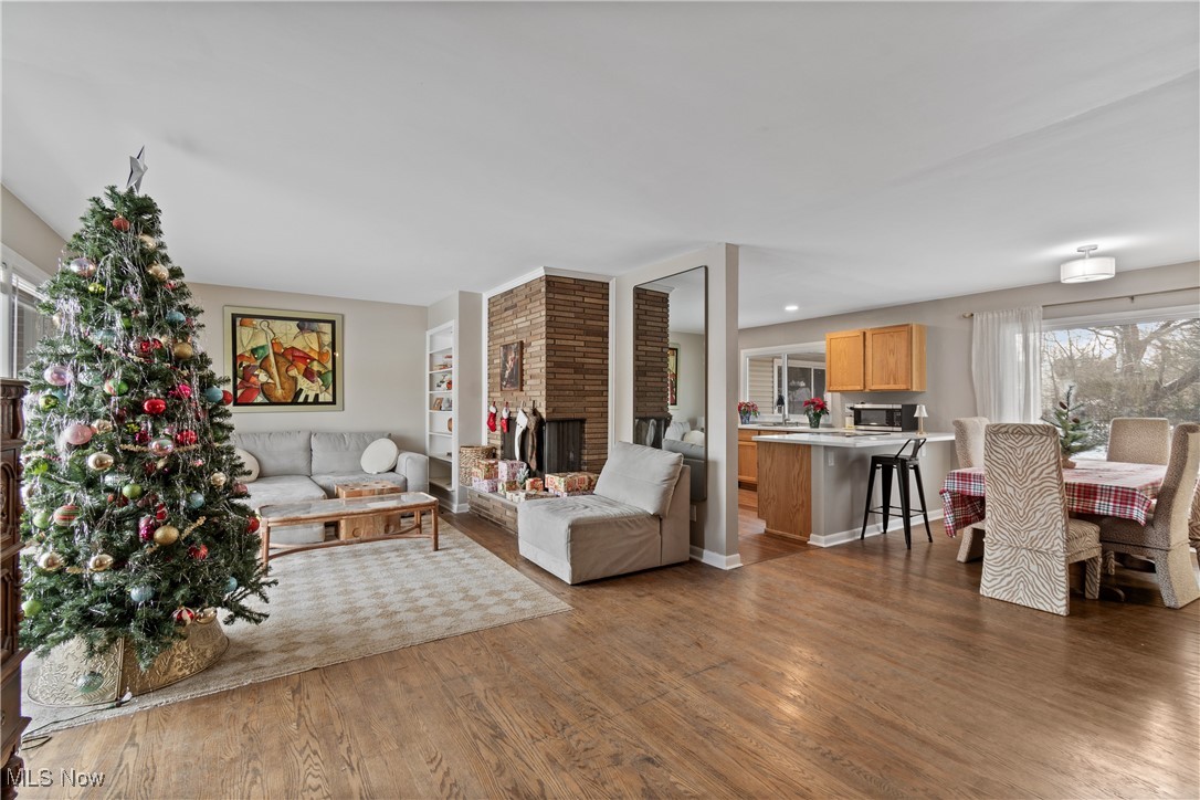 2426 Banbury Road Akron, OH 44333 - Photo 8 of 31 Gallery Image 8