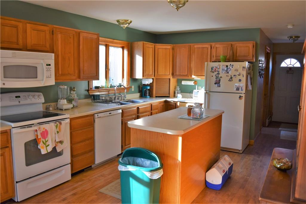 31 Lane Road Hebron, ME 04238 - Photo 6 of 29 Kitchen