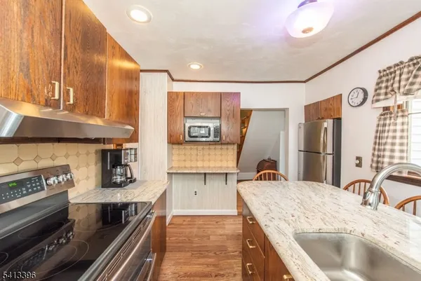 $459,900 | 126 Jefferson Street, Wanaque, NJ 07420