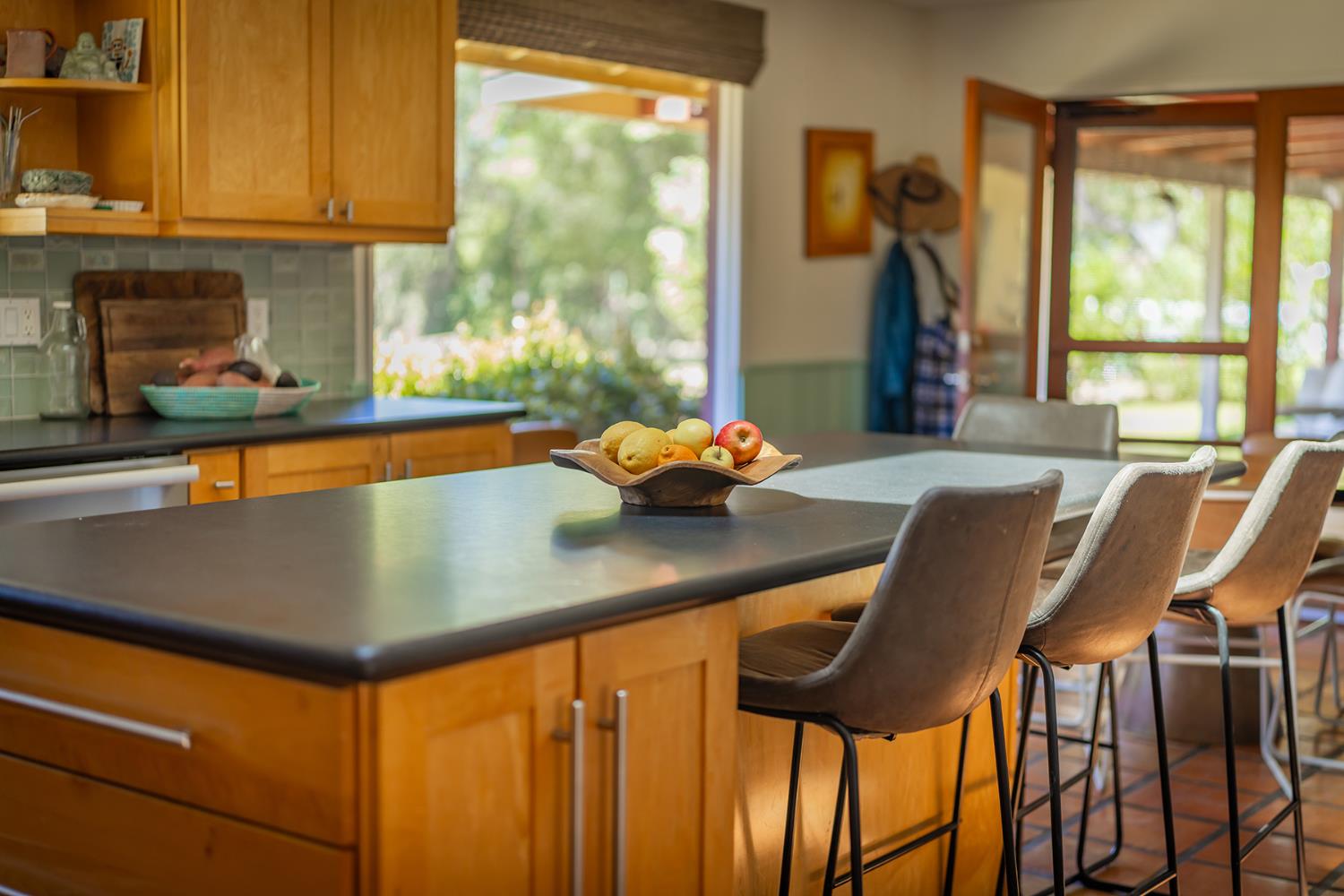 918 El Toro Road Ojai, CA 93023 - Photo 12 of 40