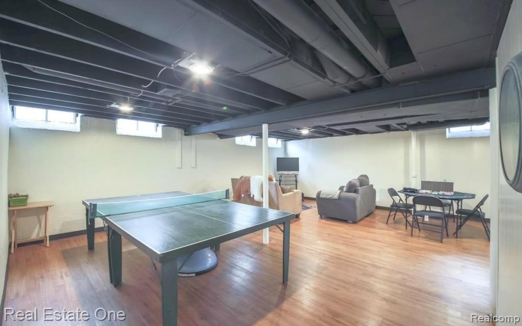32247 Bonnet Hill Road Farmington Hills, MI 48334 - Photo 20 of 25