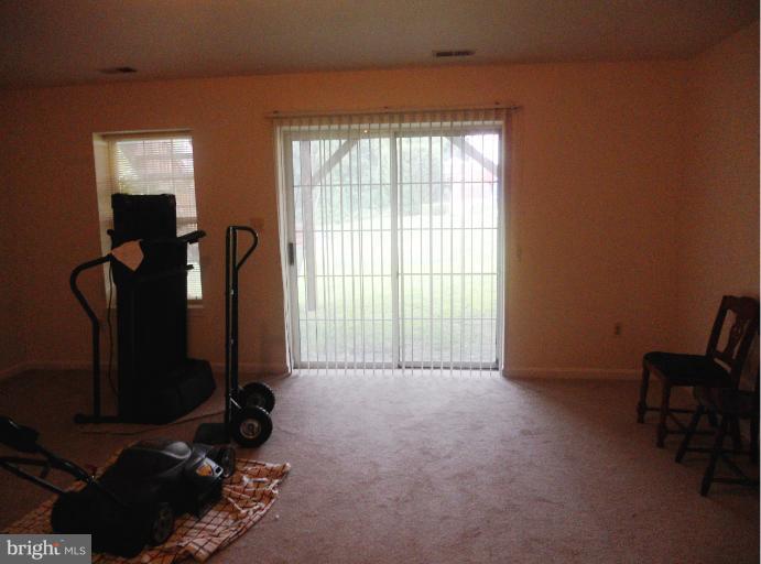 10955 Baskerville Road Reisterstown, MD 21136 - Photo 20 of 28 Family Room