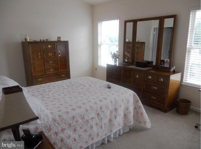 Bedroom (Master)